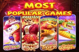 Meja Texas Poker live dealer di bakautoto dengan kartu komunitas dan chip taruhan yang jelas terlihat